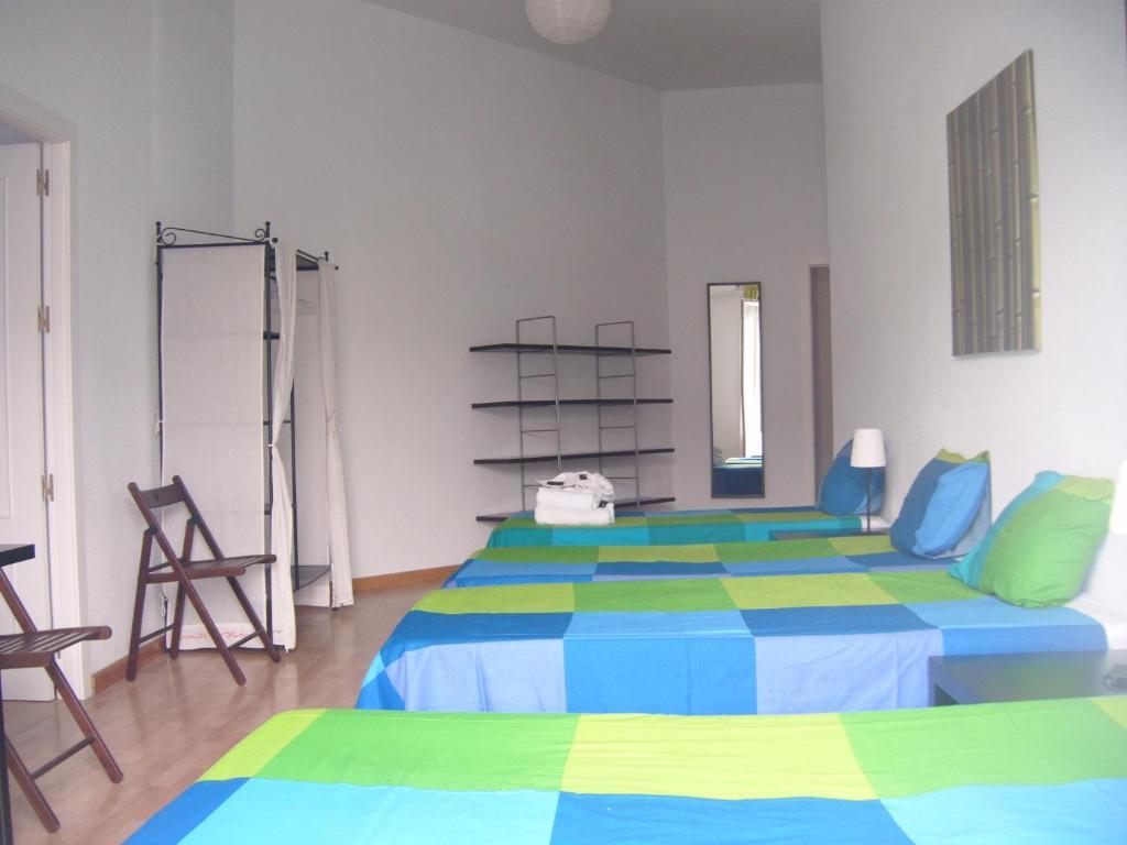 Puerta Del Sol Rooms - Madrid — Φωτογραφίες 2